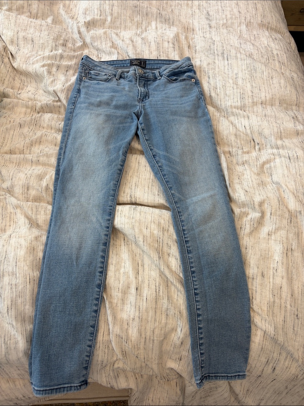 Abercrombie & Fitch Light Blue Skinny Jeans Harper low rise